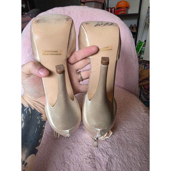 NEW cream satin high heels by Dream Paris size 11 - Picture 5 of 5